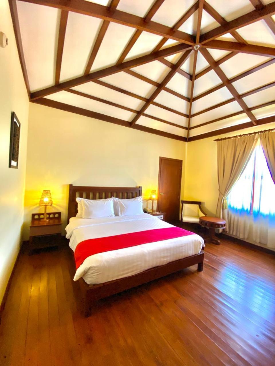 Royal Angkor Resort & Spa Siem Reap Exterior photo